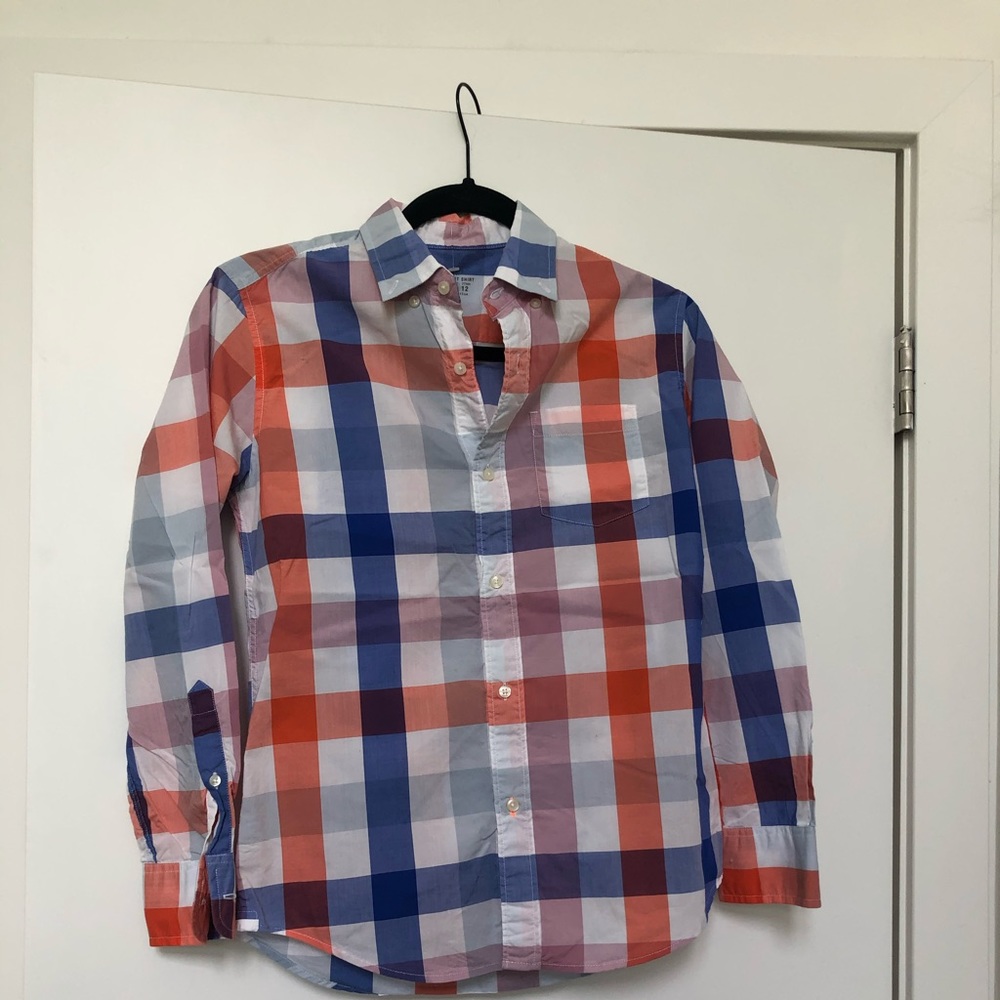 Crew cuts button up